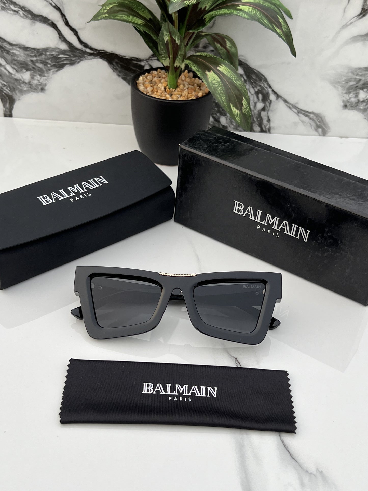 Branded  BLMN Bold 4 Full Black Sunglasses (With Original Kit)