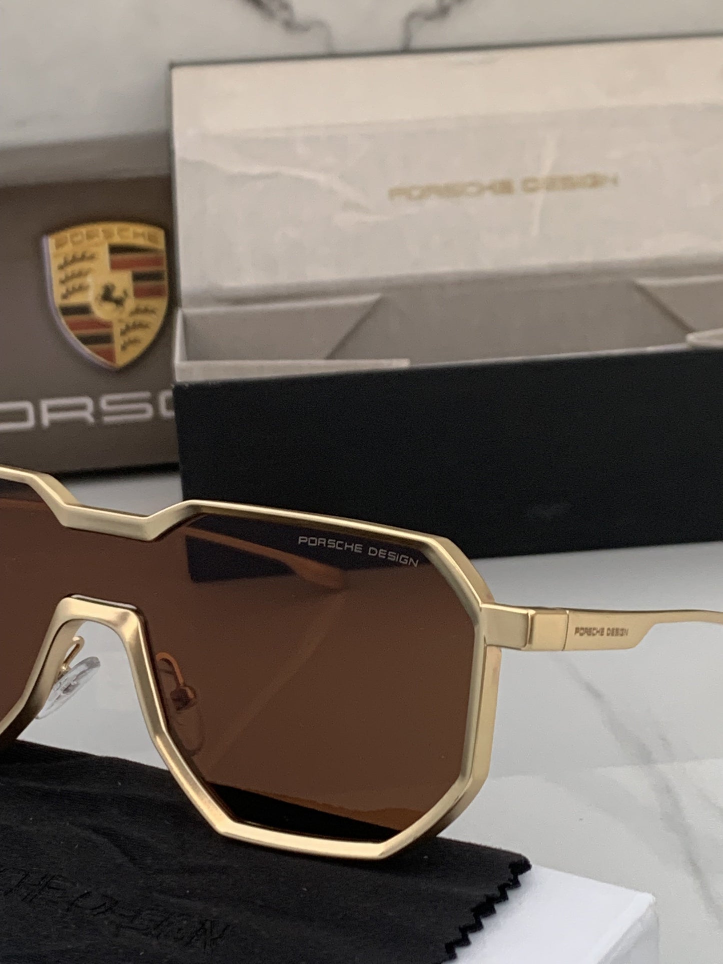 Branded Sunglasses design 98145 gold brown