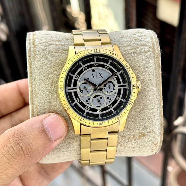 Arman_i Exchange Hampton